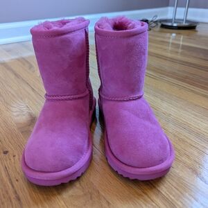 💕UGG girls Classic II boots NWOT